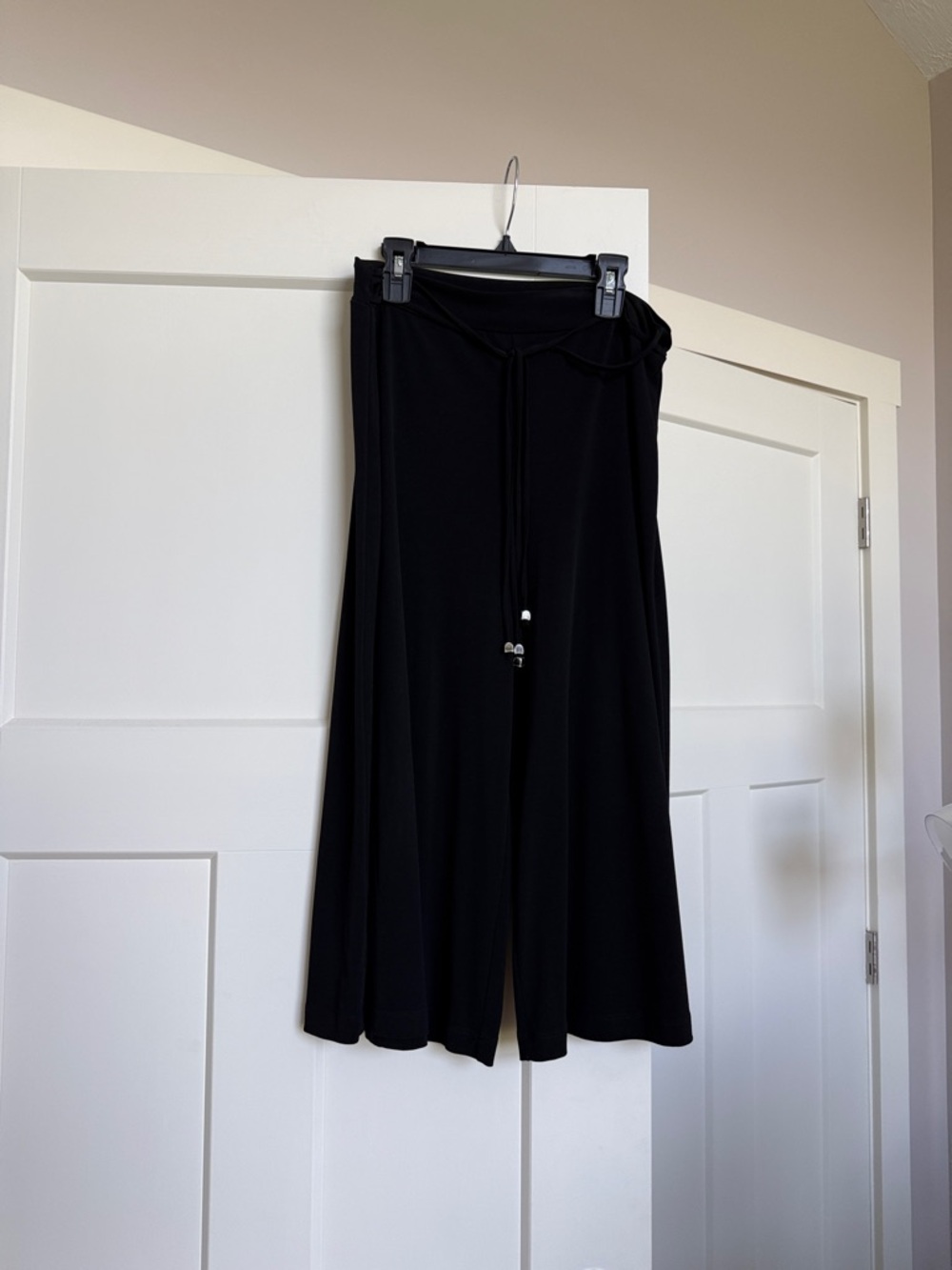 AB Studio Black Wide-Leg Knit Goucho with Tie Front